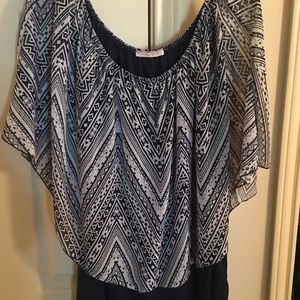 Womens 1X top navy blue underneath